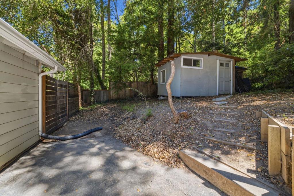 12489 Coleman Avenue Property Photo 38
