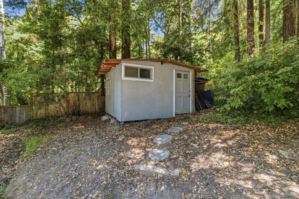 12489 Coleman Avenue Property Photo 41