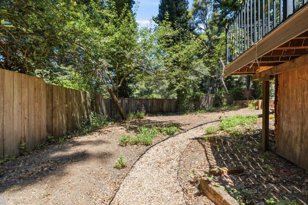 12489 Coleman Avenue Property Photo 43