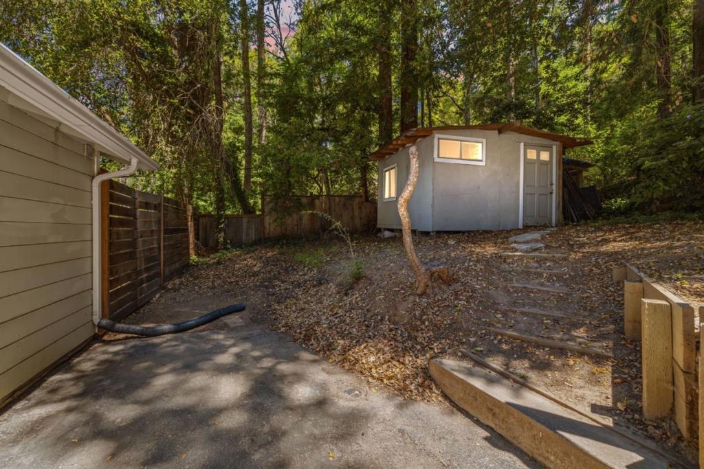 12489 Coleman Avenue Property Photo 69