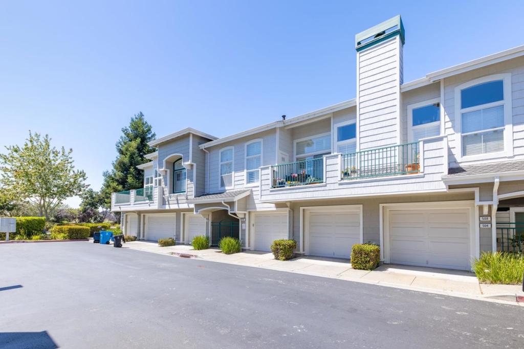 504 Shoal Circle Property Photo 3