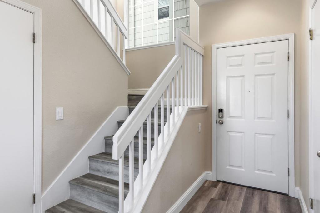 504 Shoal Circle Property Photo 11