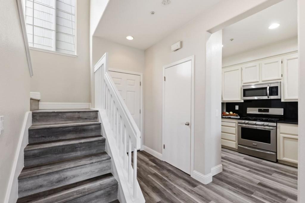 504 Shoal Circle Property Photo 16