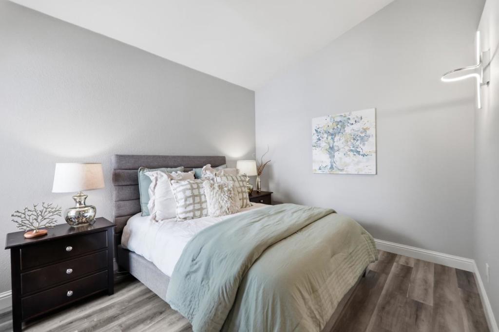 504 Shoal Circle Property Photo 18