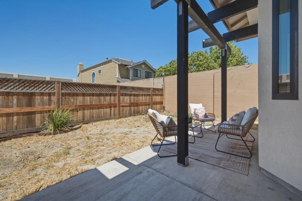 3757 Bobwhite Terrace Property Photo 54
