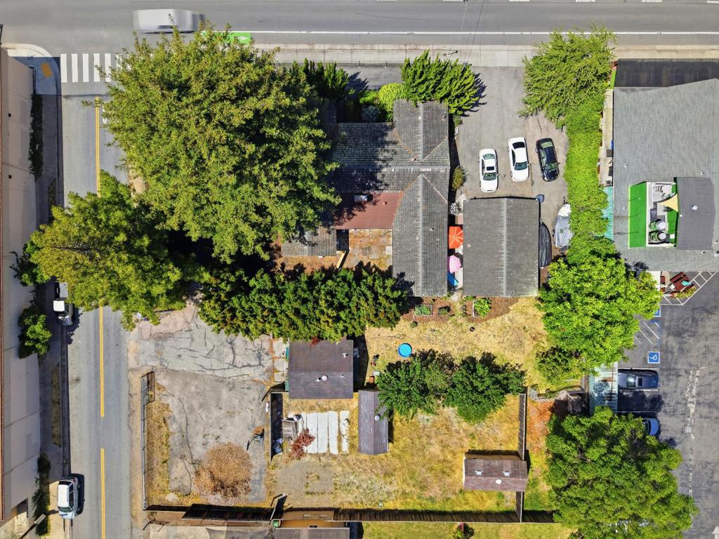 ML82054966 Property Photo 2