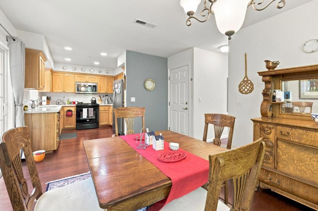 15 Windward Place Property Photo 11