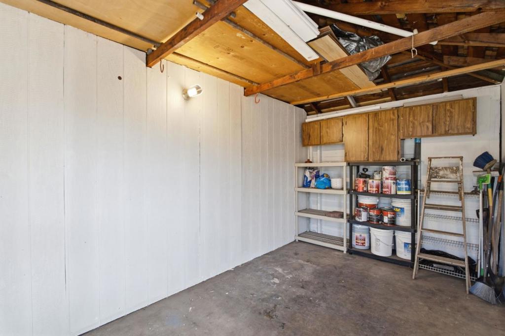 2268 Maywood Avenue Property Photo 67