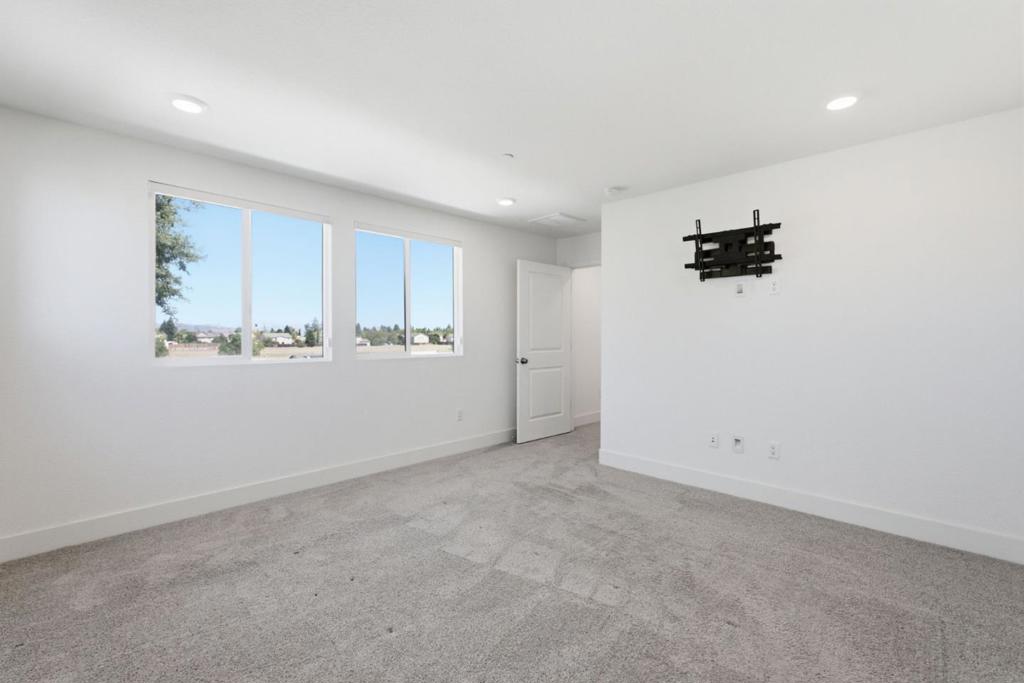 9192 Wickham Court Property Photo 17