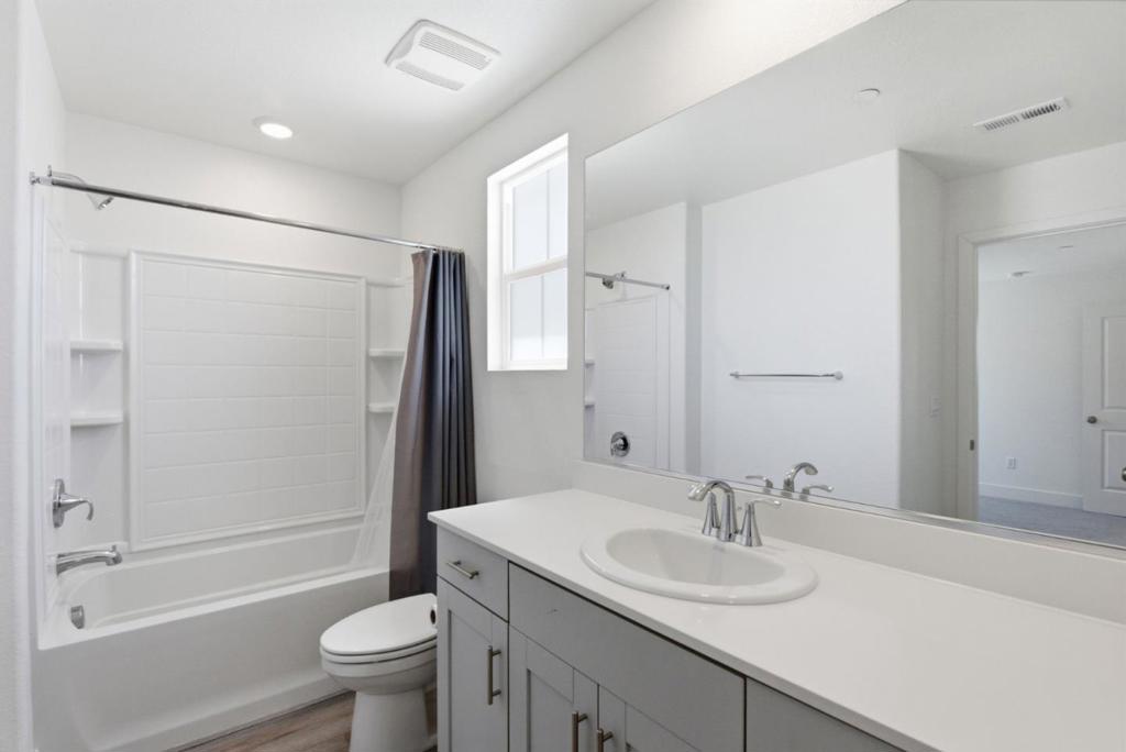 9192 Wickham Court Property Photo 23