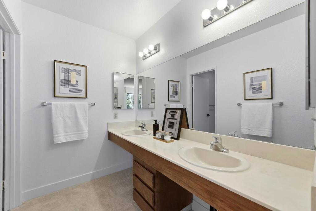 20714 Celeste Circle Property Photo 25