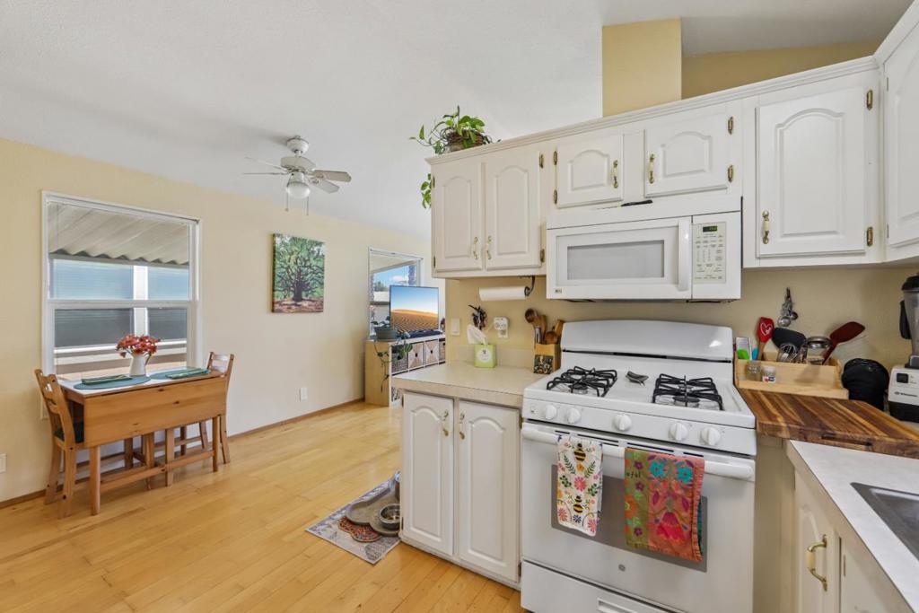 930 Rosedale Avenue 2 Property Photo 8