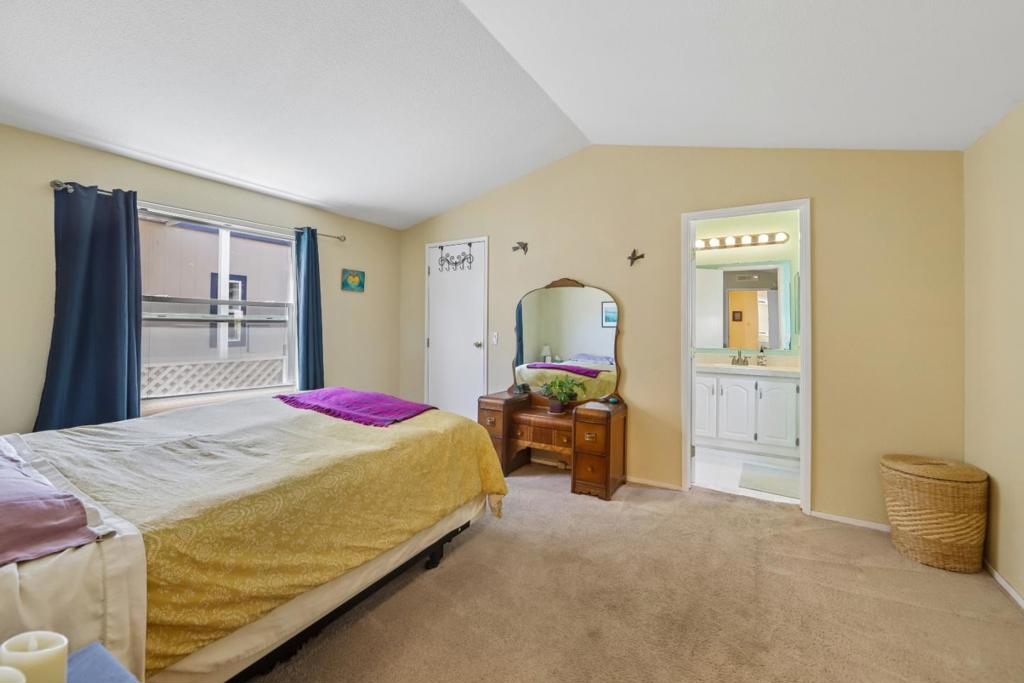 930 Rosedale Avenue 2 Property Photo 14
