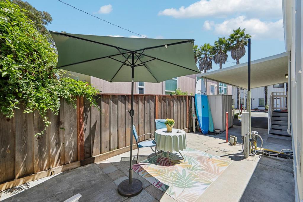 930 Rosedale Avenue 2 Property Photo 22