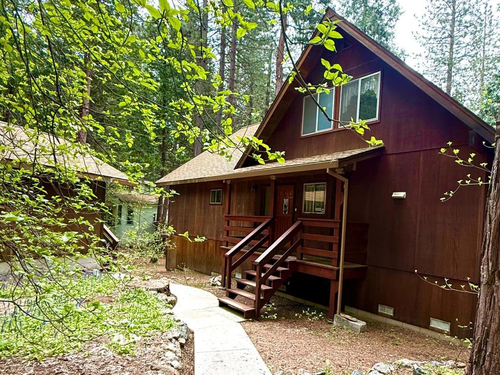 2624 Indian Rock Road Property Photo 2