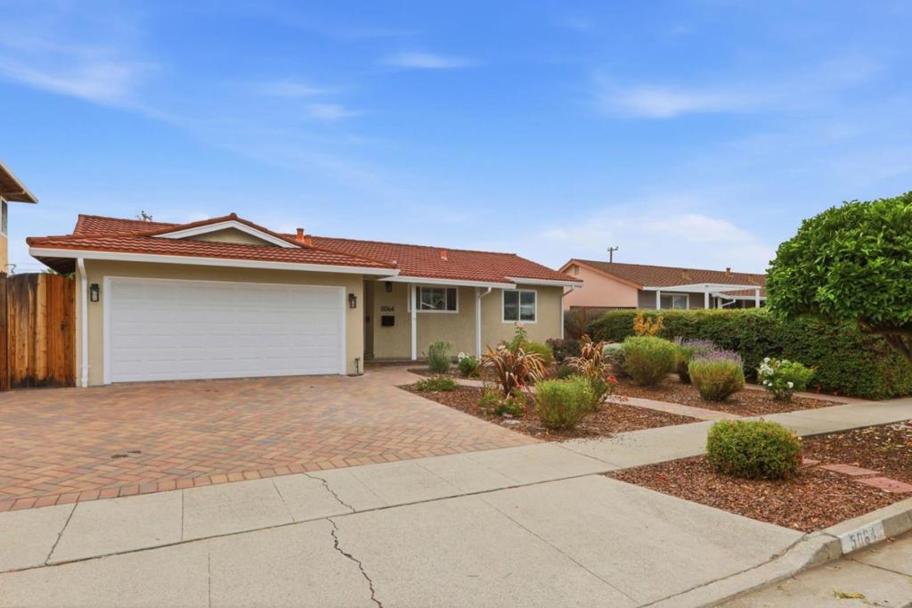 5064 Trenary Way Property Photo 3