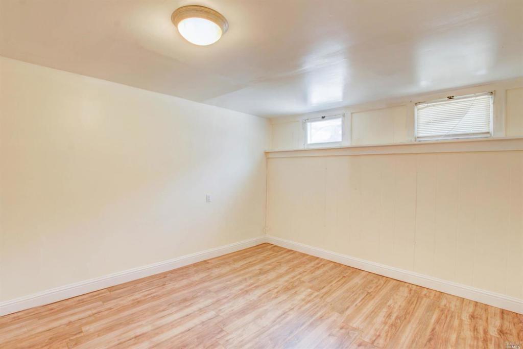 206 Crest Street Property Photo 15