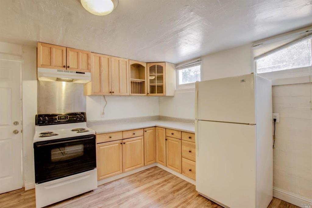 206 Crest Street Property Photo 17