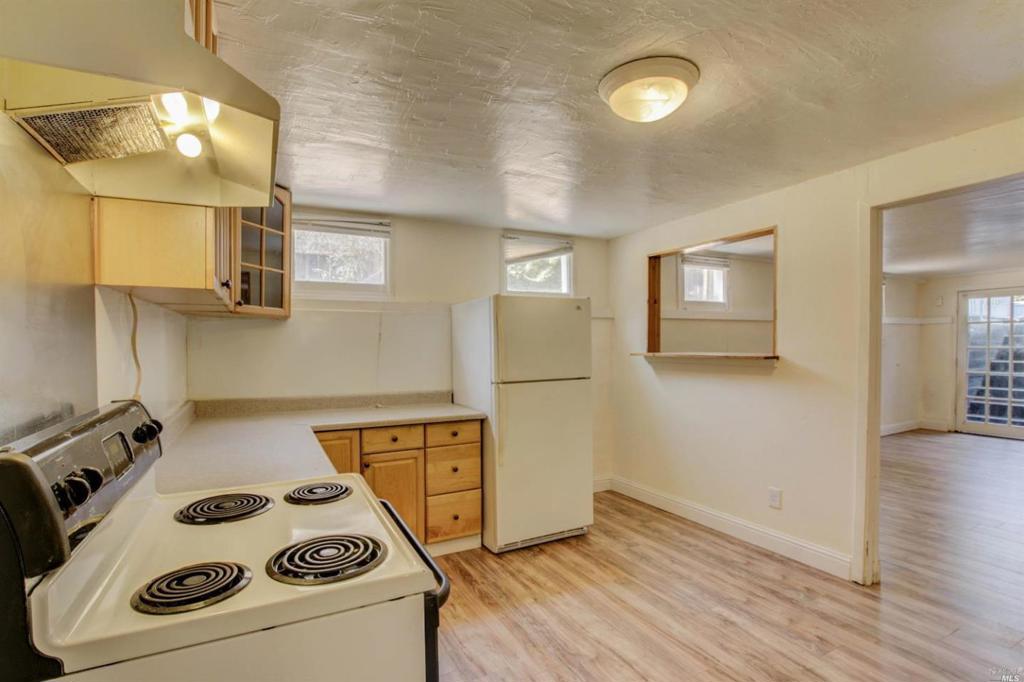 206 Crest Street Property Photo 18
