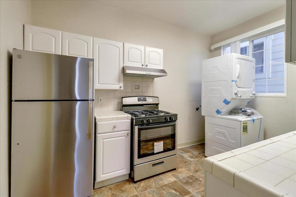 98 E Saint John Street Property Photo 10