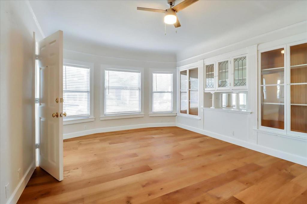 98 E Saint John Street Property Photo 11