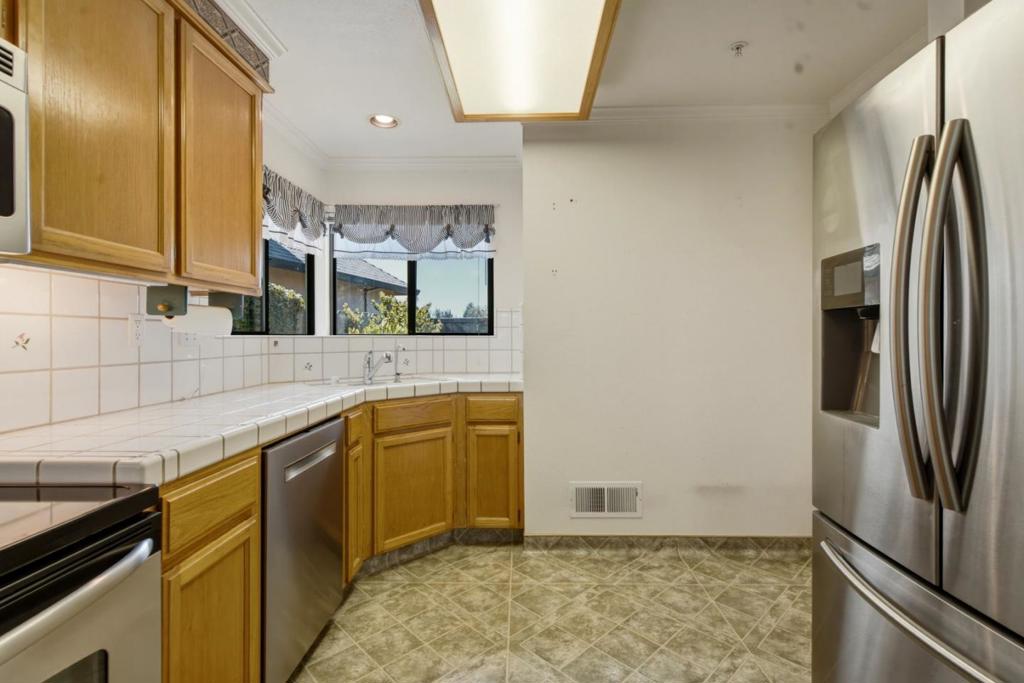 730 Nacional Court Property Photo 19