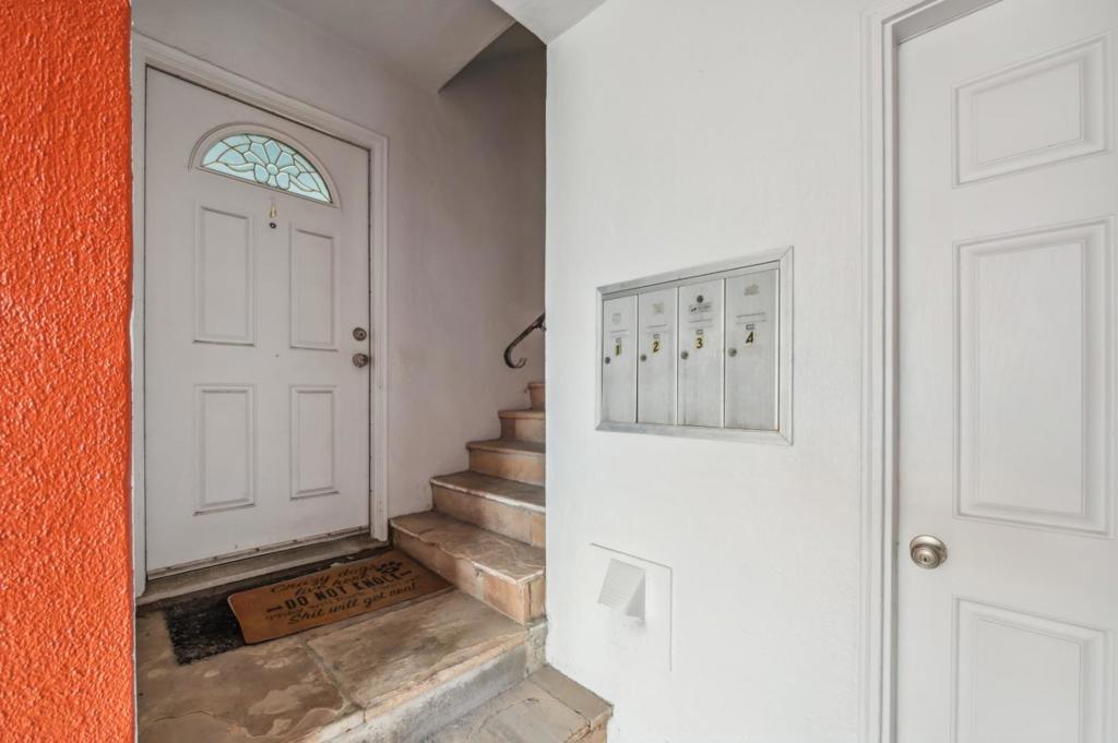 1 Paloma Avenue Property Photo 5