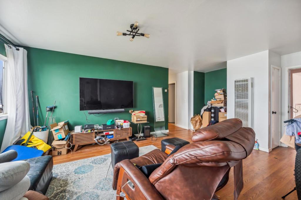 1 Paloma Avenue Property Photo 11