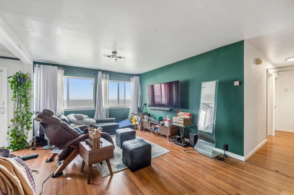 1 Paloma Avenue Property Photo 13