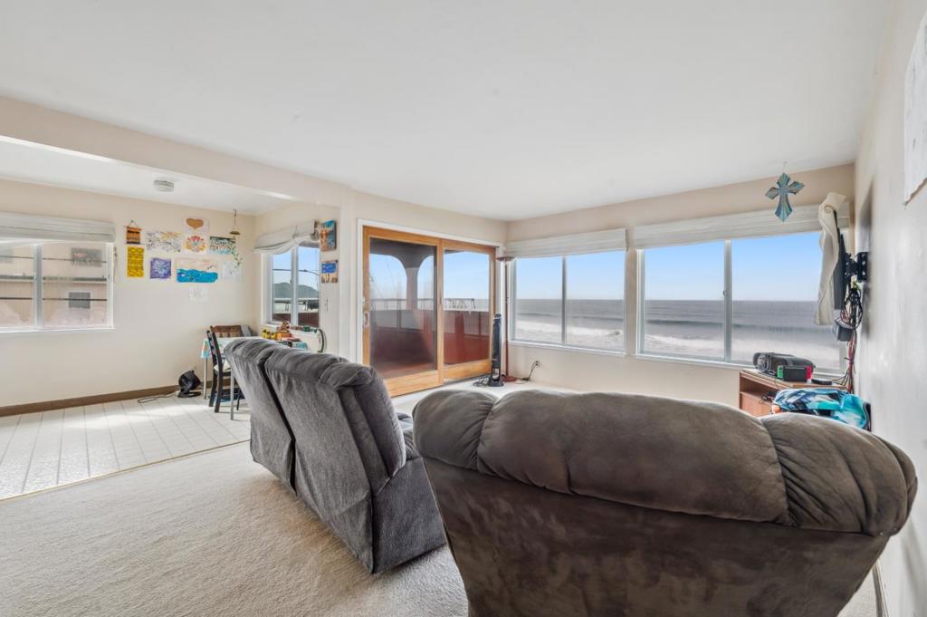 1 Paloma Avenue Property Photo 15