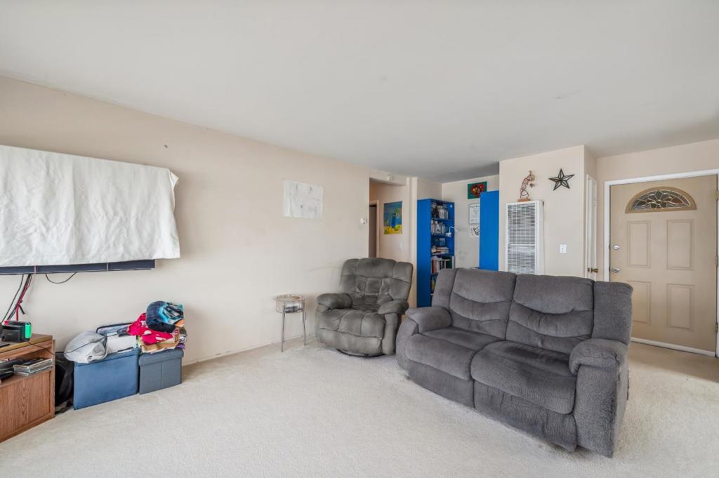 1 Paloma Avenue Property Photo 24