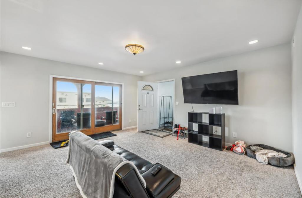 1 Paloma Avenue Property Photo 43