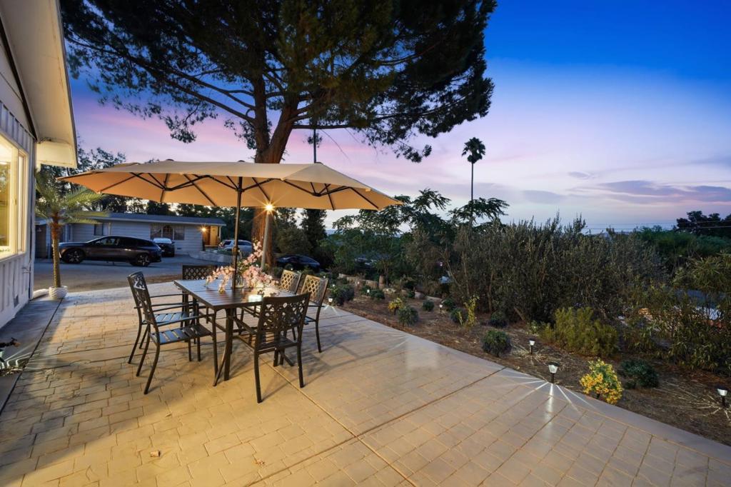 4334 Cowell Road Property Photo 3