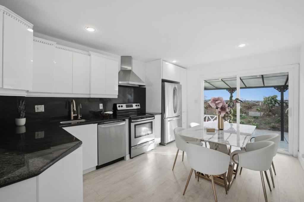 4334 Cowell Road Property Photo 11