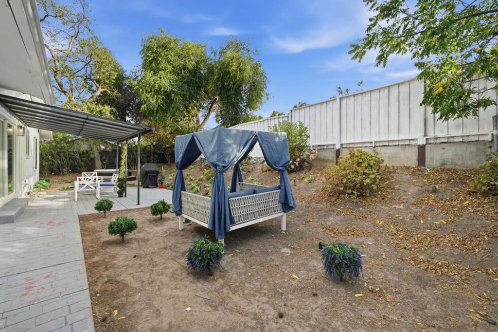 4334 Cowell Road Property Photo 30