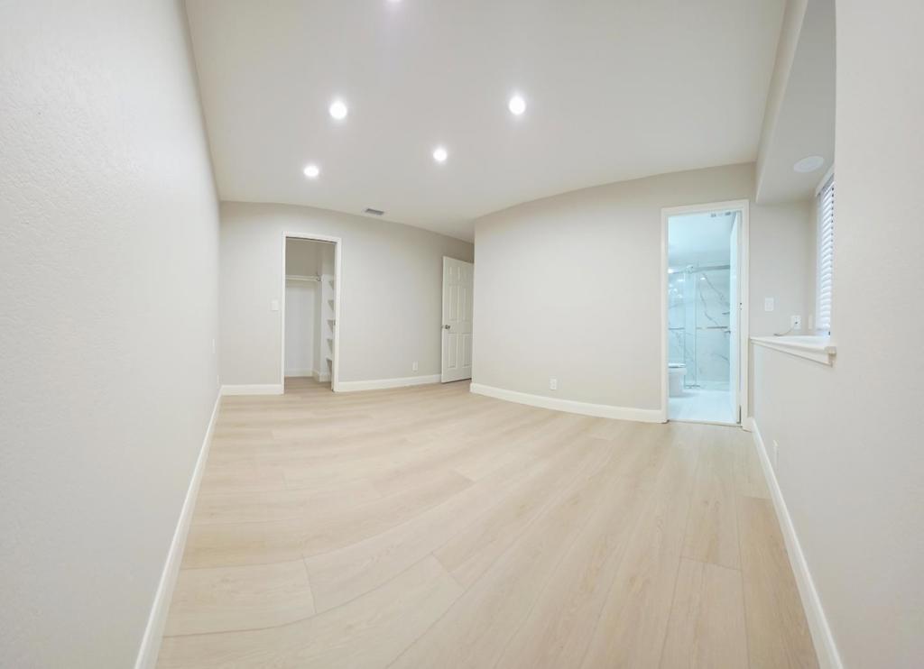 2452 Sequester Court Property Photo 6