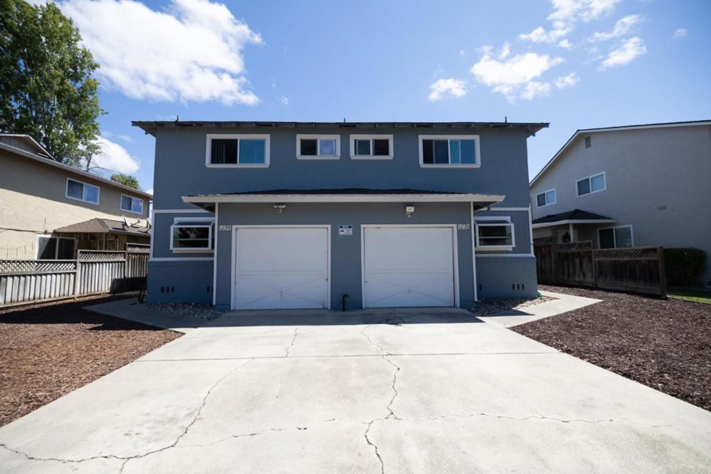 12741276 Flora Avenue Property Photo 2