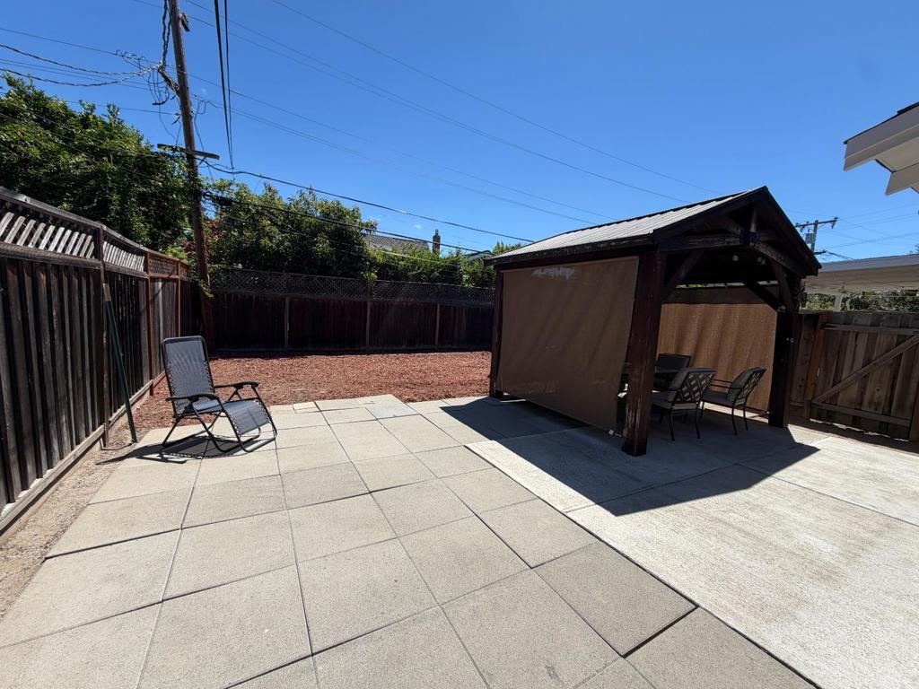 12741276 Flora Avenue Property Photo 7
