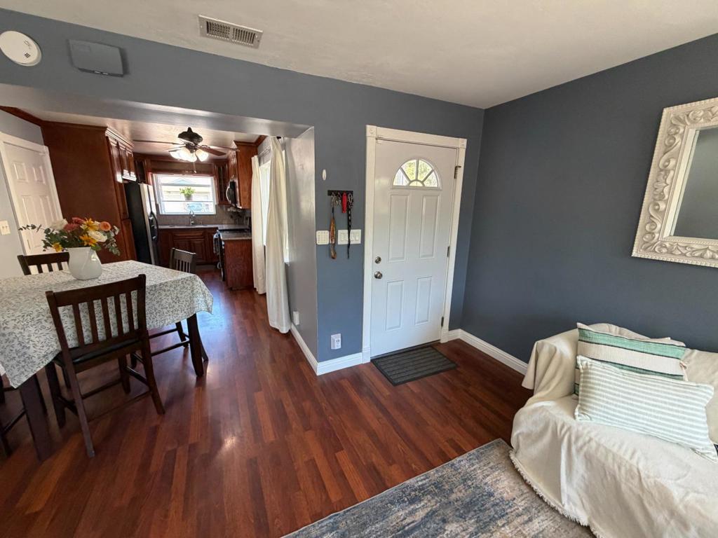12741276 Flora Avenue Property Photo 12