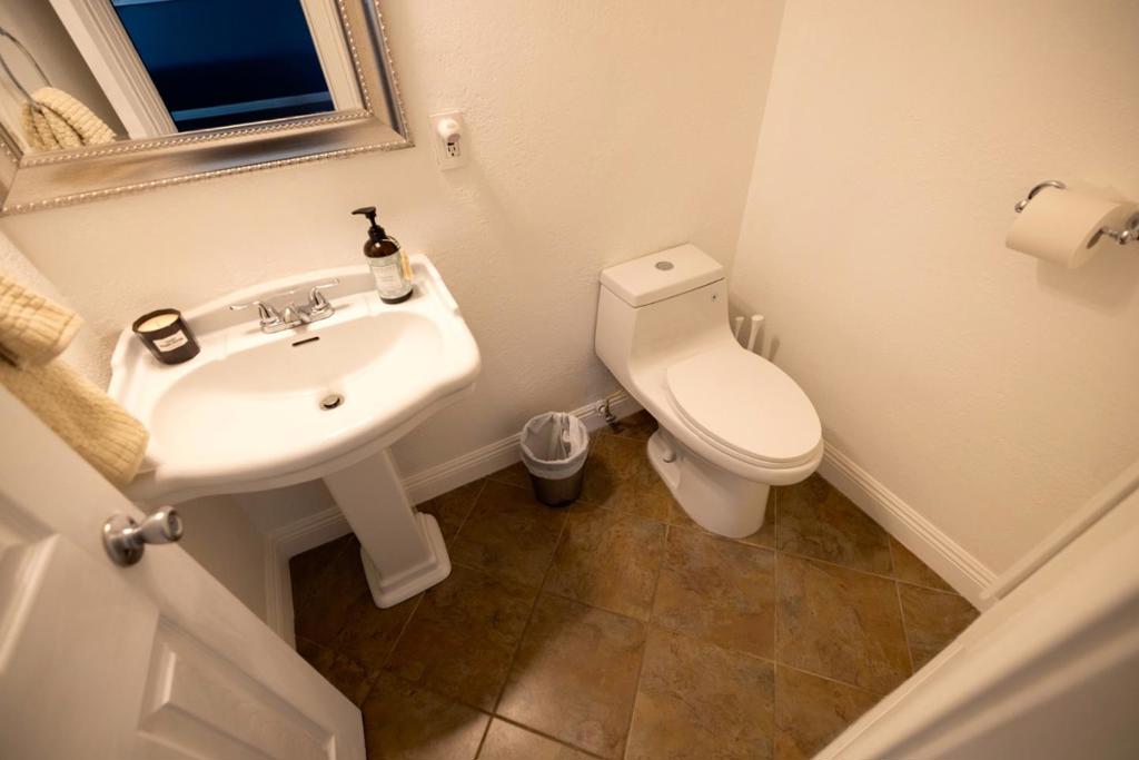 12741276 Flora Avenue Property Photo 19