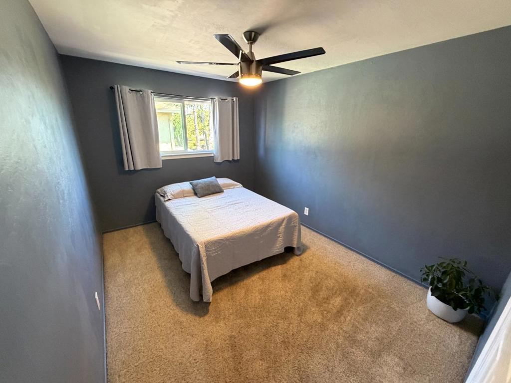 12741276 Flora Avenue Property Photo 26