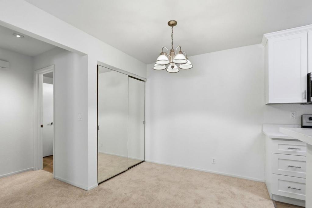 2728 Somerset Park Circle Property Photo 15