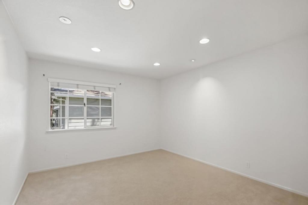 2728 Somerset Park Circle Property Photo 17