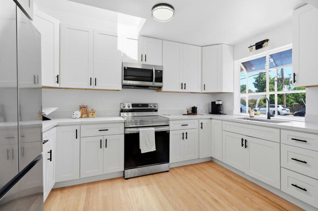 11021104 Palm Avenue Property Photo 9