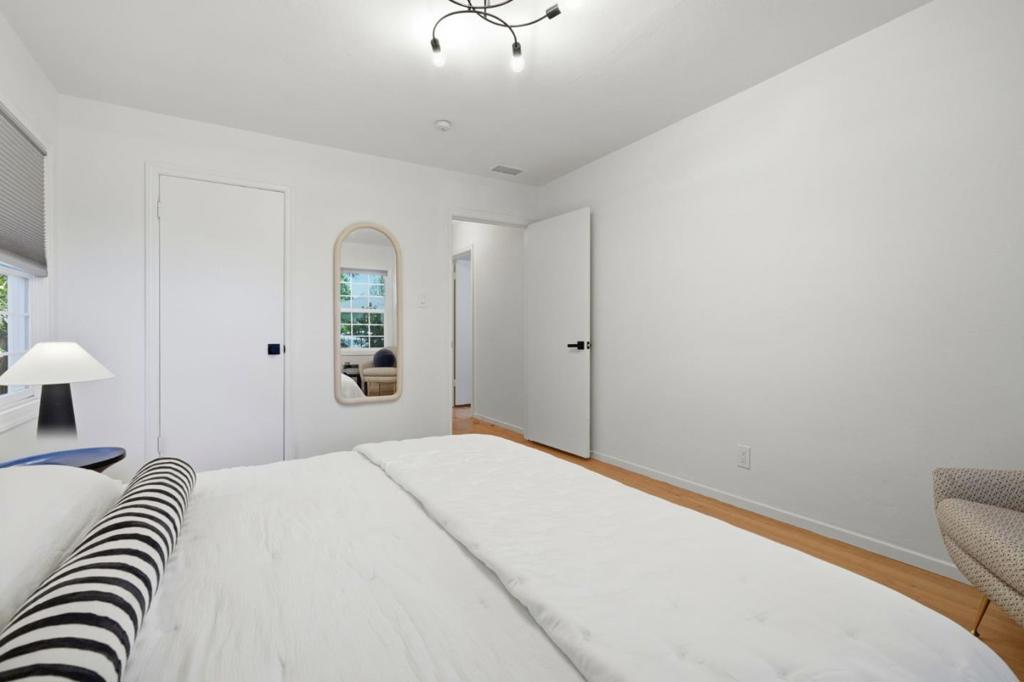 11021104 Palm Avenue Property Photo 18