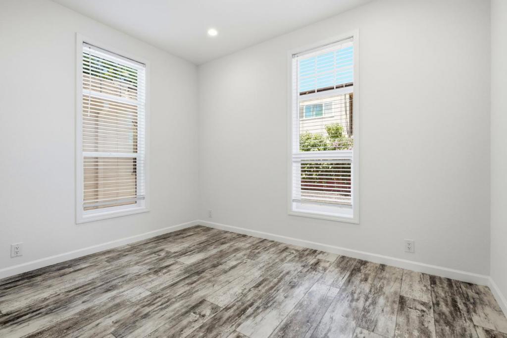 11021104 Palm Avenue Property Photo 24