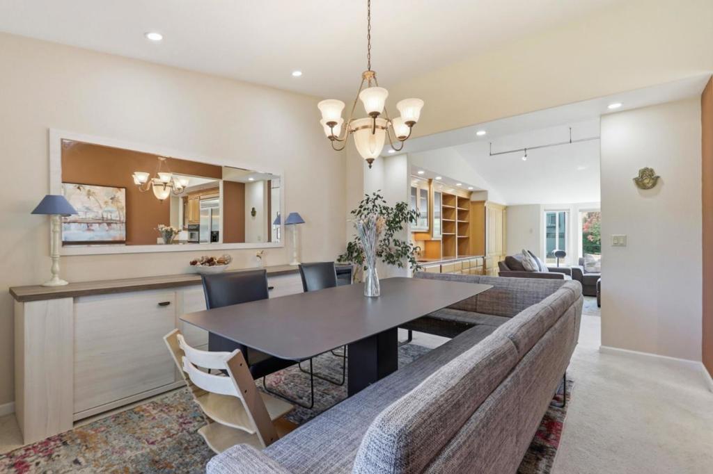 6124 Corte De La Reina Property Photo 14