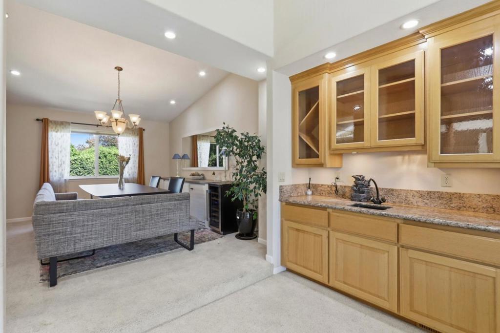6124 Corte De La Reina Property Photo 16