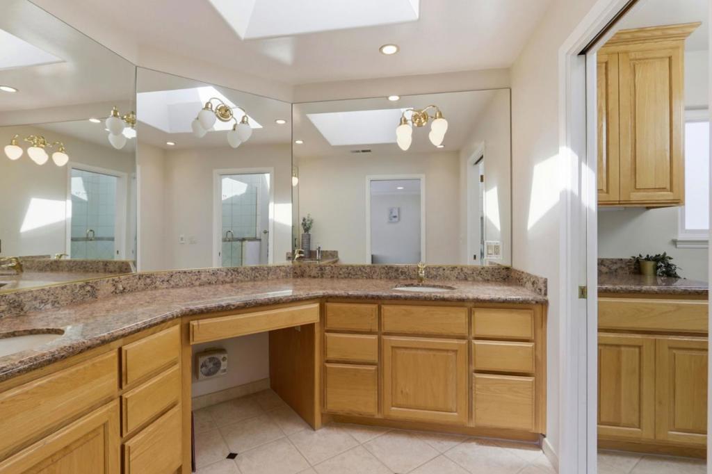 6124 Corte De La Reina Property Photo 33