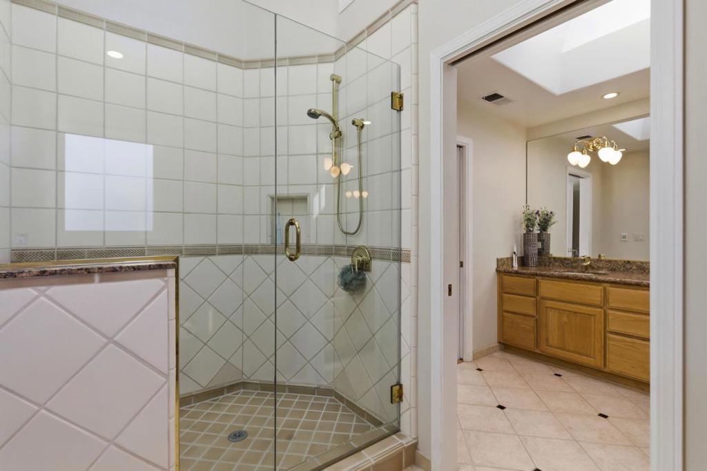 6124 Corte De La Reina Property Photo 35